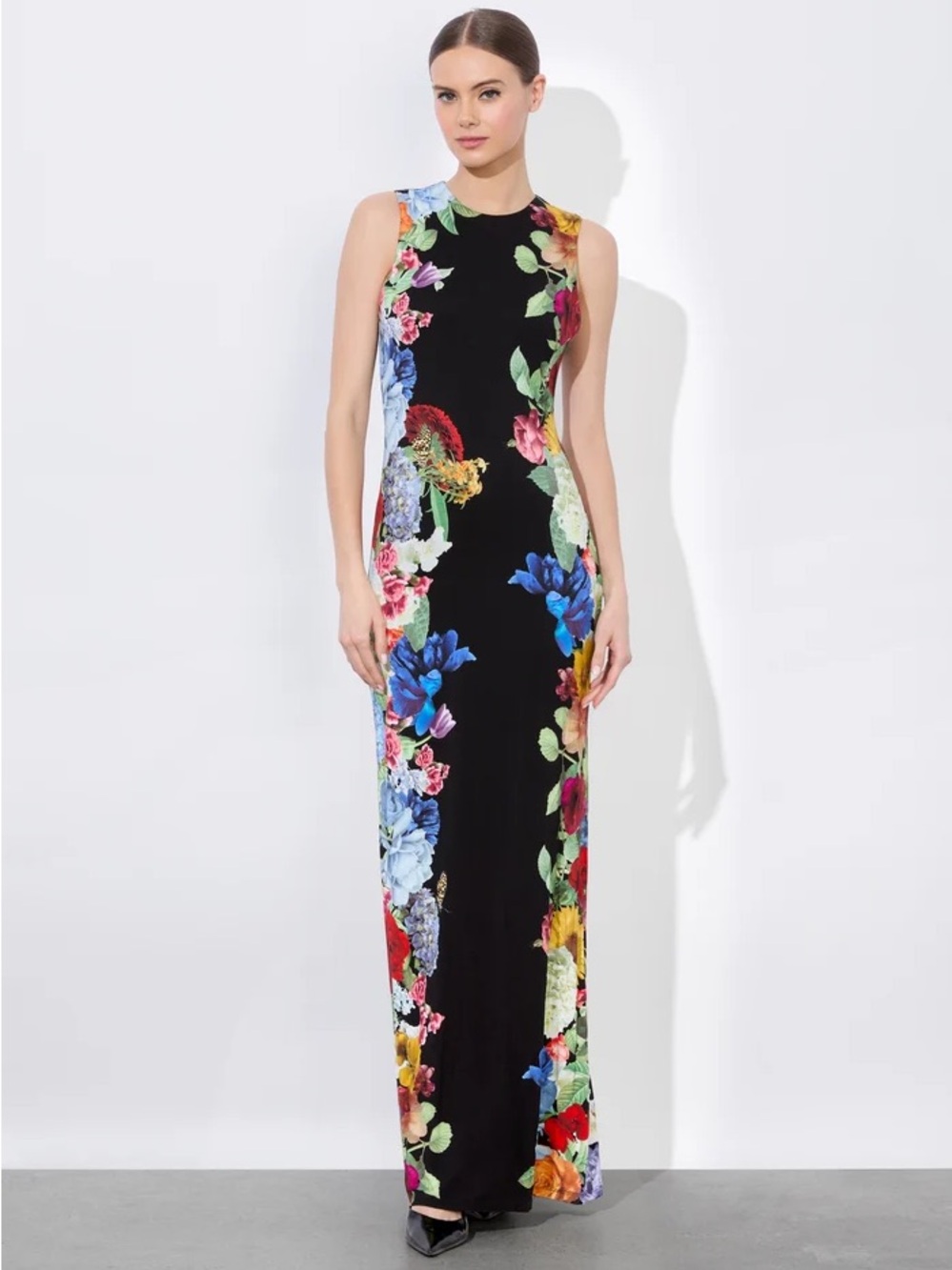 Alice + Olivia Delora Maxi Dress with open back. - Picture 6 of 9